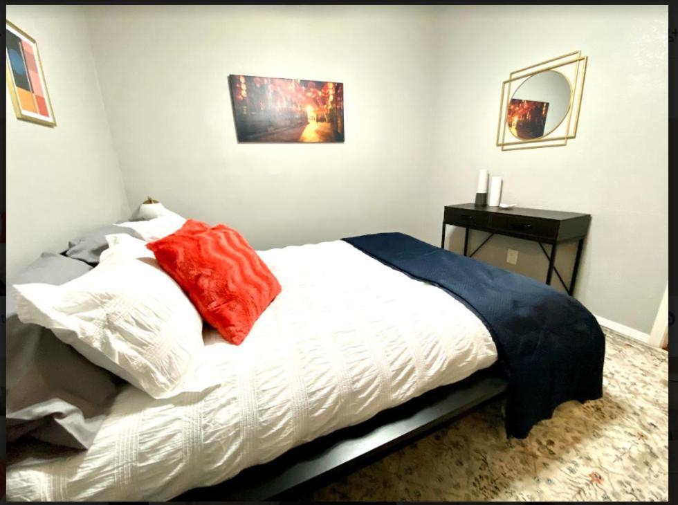 Private Bedroom Suite - Communal House Near Integris Oklahoma City Eksteriør billede